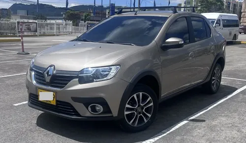 Renault Logan 2021 - $53.500.000 | Rival
