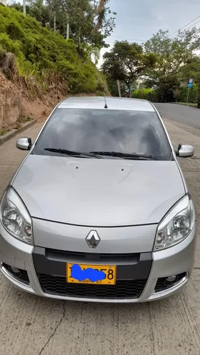 Renault Sandero 2016 - $38.000.000 | Rival