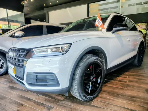 Audi Q5 2020 - $116.990.000 | Rival
