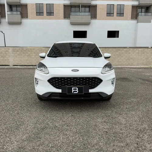 Ford Escape 2021 - $75.000.000 | Rival