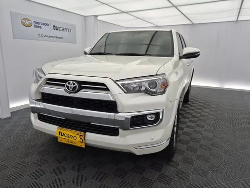 Toyota 4Runner 2022 - $260.000.000 | Rival