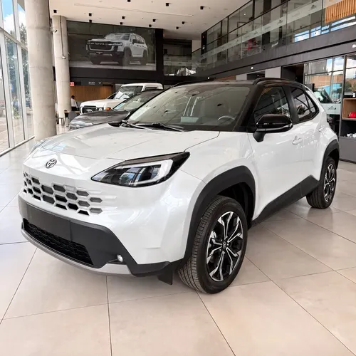 Toyota Yaris Cross 2027 - $126.900.000 | Rival