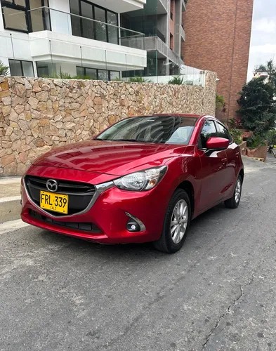 Mazda 2 Sport 2019 - $58.900.000 | Rival