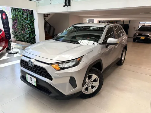 Toyota RAV4 2021 - $130.000.000 | Rival