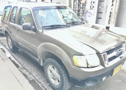 Ford Explorer 2001 - $23.900.000 | Rival