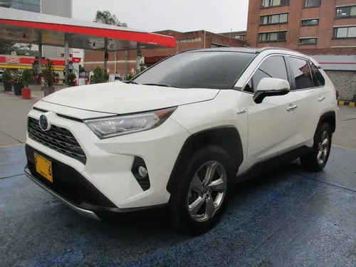 Toyota RAV4 2025 - $224.900.000 | Rival