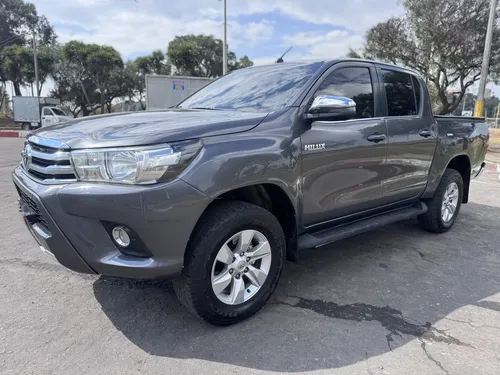 Toyota Hilux 2017 - $182.900.000 | Rival