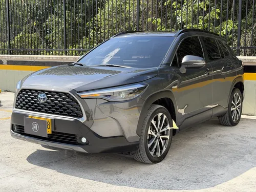 Toyota Corolla Cross 2024 - $127.000.000 | Rival