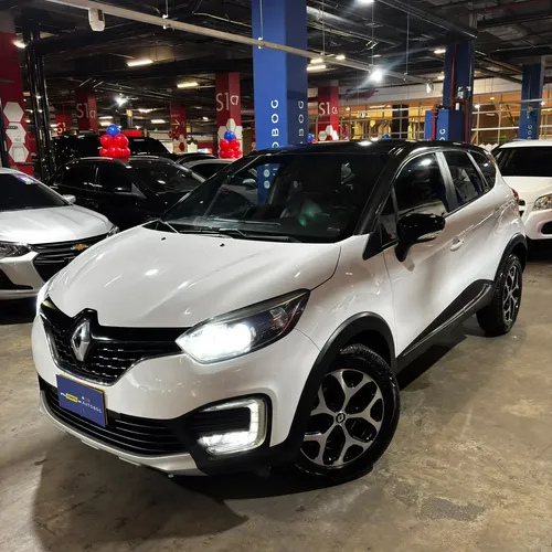Renault Captur 2021 - $65.980.000 | Rival