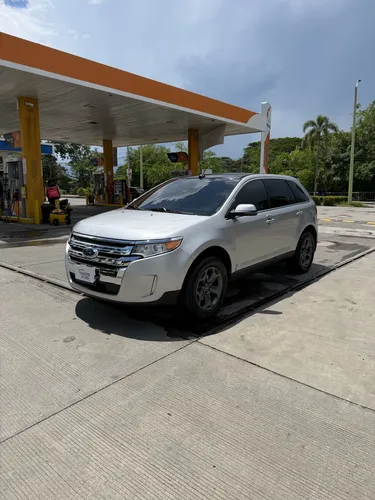 Ford Edge 2012 - $57.000.000 | Rival