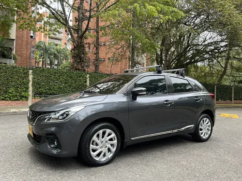 Suzuki Baleno Cross 2024 - $63.900.000 | Rival