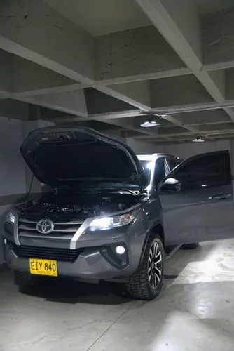 Toyota Fortuner 2018 - $159.900.000 | Rival