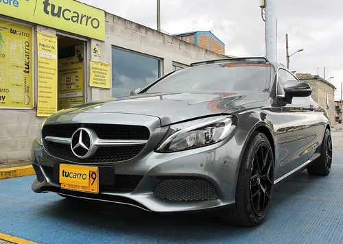 Mercedes-Benz Clase C 2017 - $95.000.000 | Rival