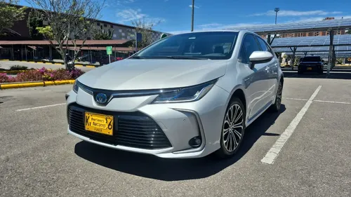 Toyota Corolla 2022 - $97.000.000 | Rival