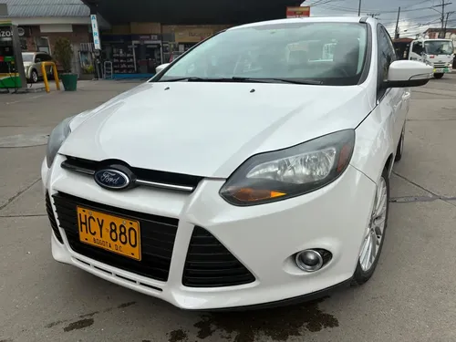 Ford Focus 2013 - $34.500.000 | Rival