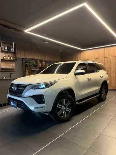 Toyota Fortuner 2021 - $196.800.000 | Rival