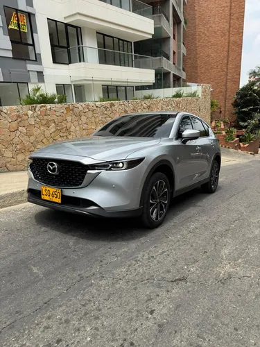 Mazda CX-5 2023 - $128.000.000 | Rival