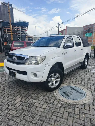 Toyota Hilux 2011 - $95.900.000 | Rival