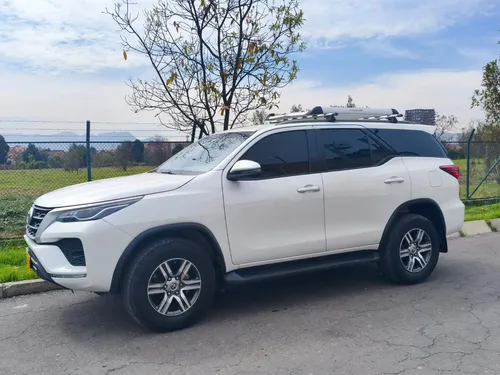 Toyota Fortuner 2022 - $205.000.000 | Rival