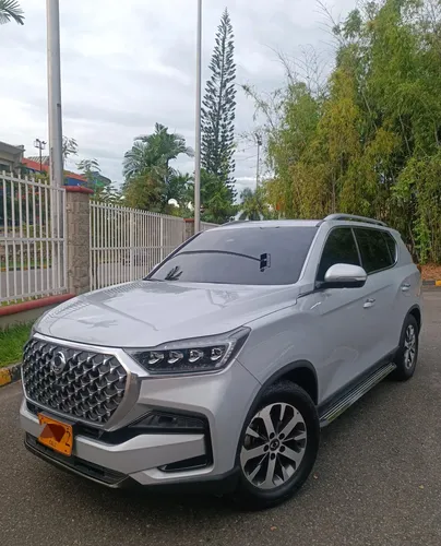 SsangYong Rexton 2023 - $142.300.000 | Rival