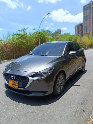 Mazda 2 2023 - $71.500.000 | Rival