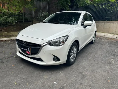 Mazda 2 2016 - $55.900.000 | Rival