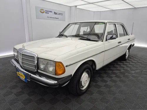 Mercedes-Benz 230 1979 - $41.000.000 | Rival
