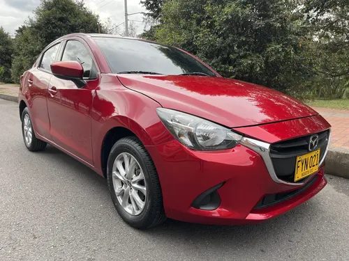 Mazda 2 2019 - $57.900.000 | Rival