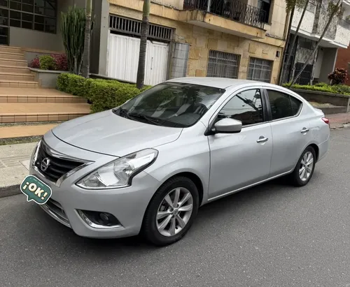 Nissan Versa 2015 - $38.900.000 | Rival