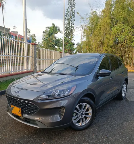 Ford Escape 2021 - $85.900.000 | Rival