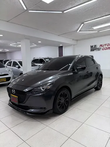 Mazda 2 2021 - $72.900.000 | Rival