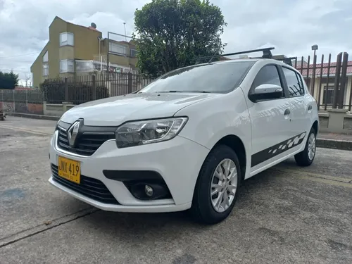 Renault Sandero 2021 - $47.500.000 | Rival