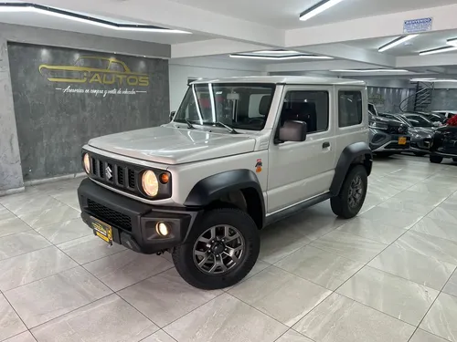 Suzuki Jimny 2022 - $87.900.000 | Rival