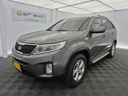Kia Sorento 2015 - $54.900.000 | Rival