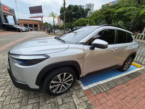 Toyota Corolla Cross 2024 - $130.000.000 | Rival