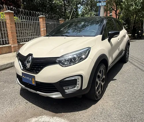 Renault Captur 2018 - $53.900.000 | Rival