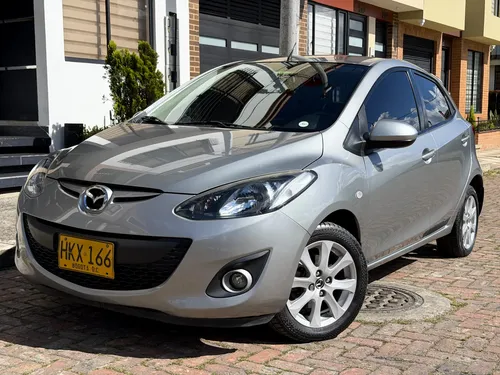 Mazda 2 2014 - $39.500.000 | Rival