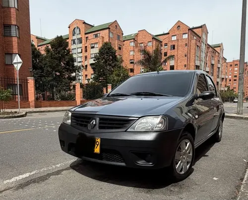Renault Logan 2010 - $25.300.000 | Rival