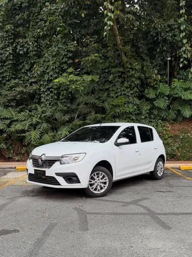 Renault Sandero 2023 - $54.900.000 | Rival