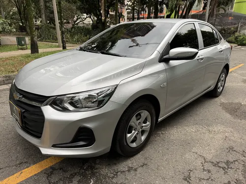 Chevrolet Onix 2023 - $49.500.000 | Rival