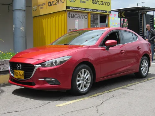 Mazda 3 2017 - $58.000.000 | Rival