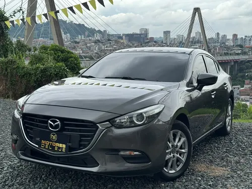 Mazda 3 2018 - $58.000.000 | Rival